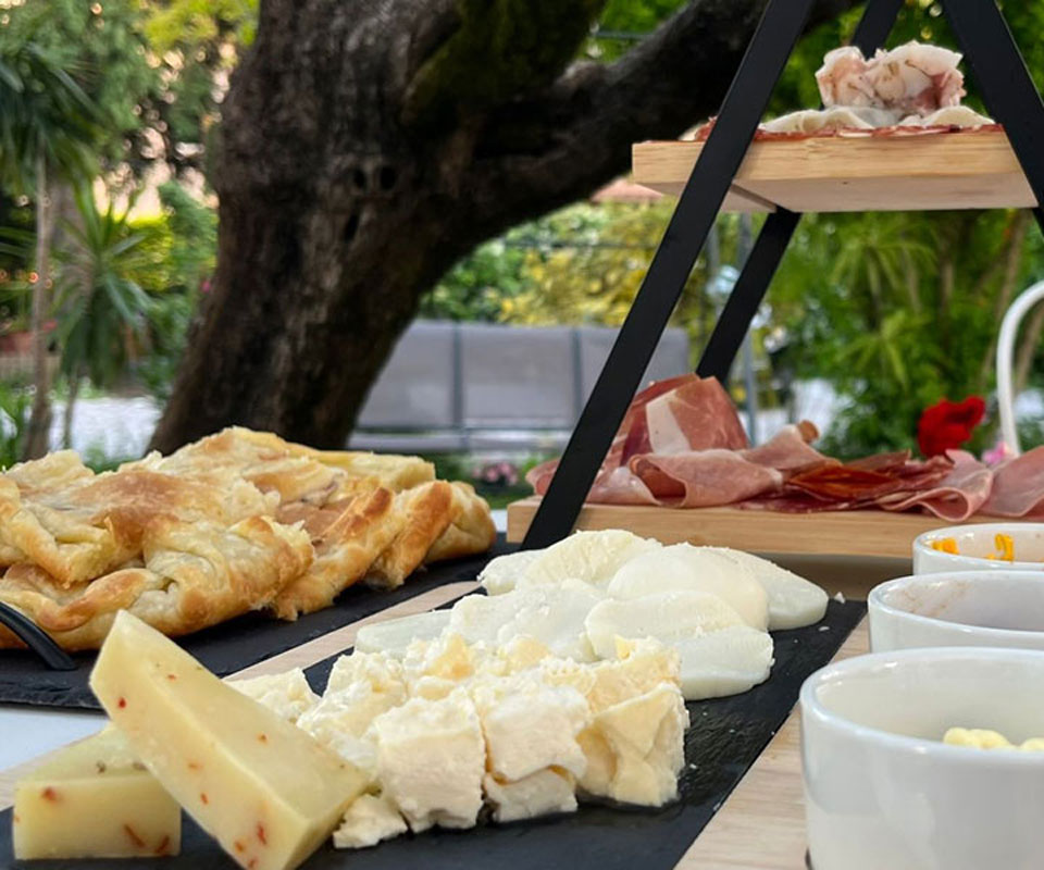 Villa Lula Lucca Breakfast